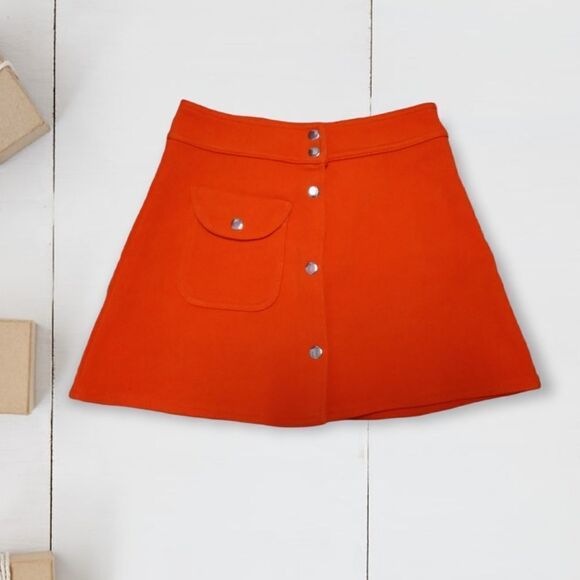 UNIF | HIGH RISE ORANGE RED BUTTON FRONT VALEN MINI SKIRT FAUX WOOL SMALL - Picture 4 of 16